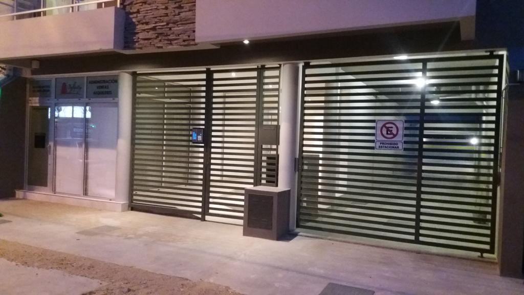 Apartamento Veluvi Puerto Madryn Exterior foto